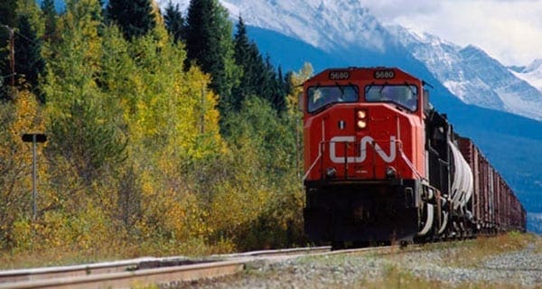 CN net income surpasses $1 billion in third quarter