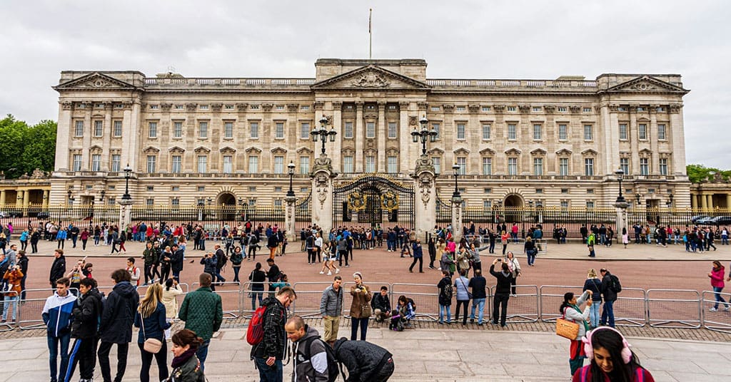 The Prince Andrew scandal won’t sink the monarchy