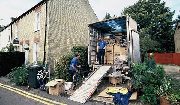 Moving1 600 • Troy Media moving vehicle