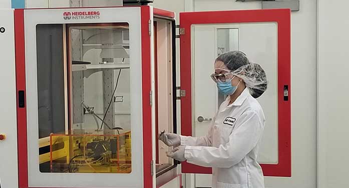 U-of-A's-atom-scale-lithography-equipment-697 • Troy Media U of A's atom-scale lithography equipment, electronics future