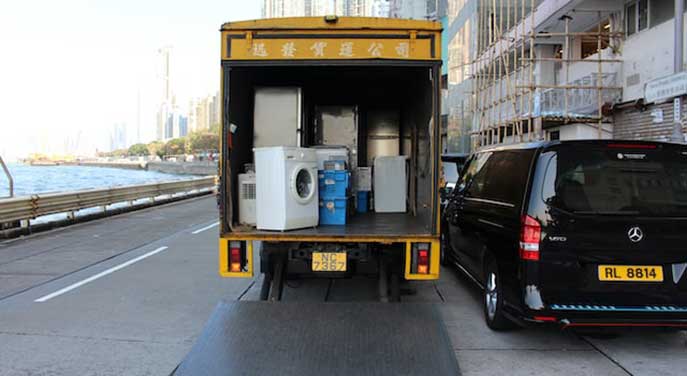 Moving-company-truck2 • Troy Media moving vehicle