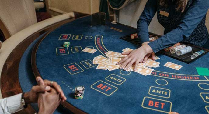 Gambling-casino-baccarat