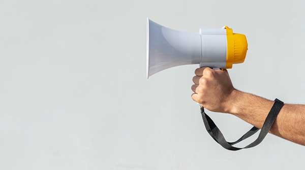 Bullhorn-customer-service