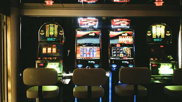 How Slots Have Become a Favorite Among Players Everywhere