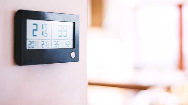 Thermostat-energy-home • Troy Media How To Make Your House More Energy Efficient And Save Money