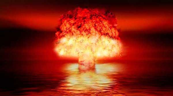 atomic bomb nuclear war