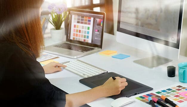 How Do Modern Creatives Make Bank Without Losing Their Vibe?