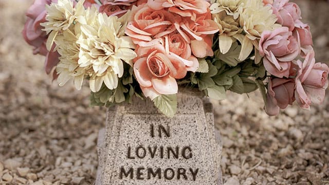 health-dying-grave • Troy Media At least 17,032 Canadians died on health-care waitlists in 2022-23. A report calls for urgent reform as health-care crisis gows