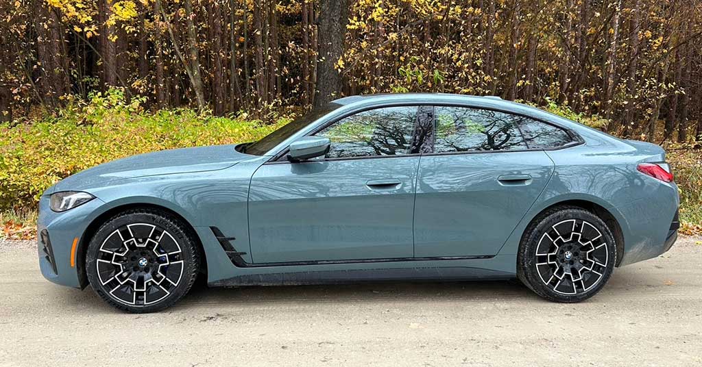 BMW-i4-eDrive40 • Troy Media The BMW i4 eDrive40 combines instant electric power, luxury design and 484 km of range. A smart EV choice for Canadian roads