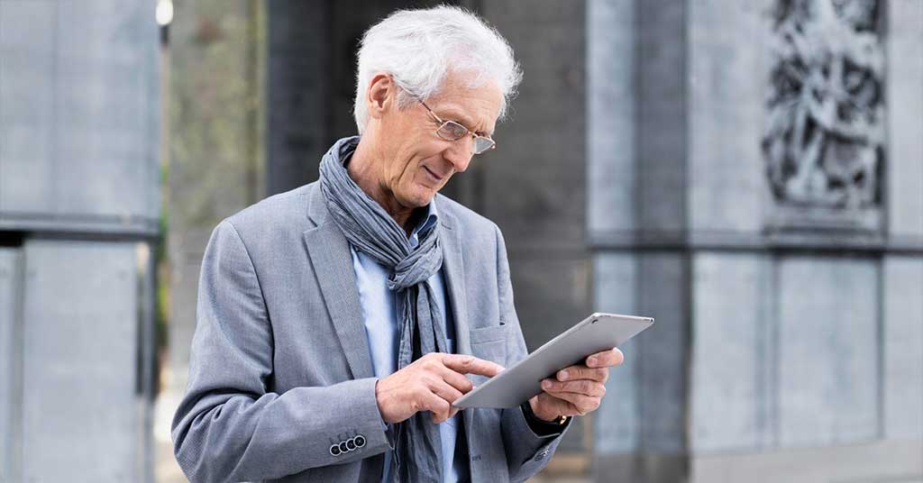 Every crypto move—from buying to spending—can trigger CRA reporting. Get the facts before you trade, stake, or mine digital assets