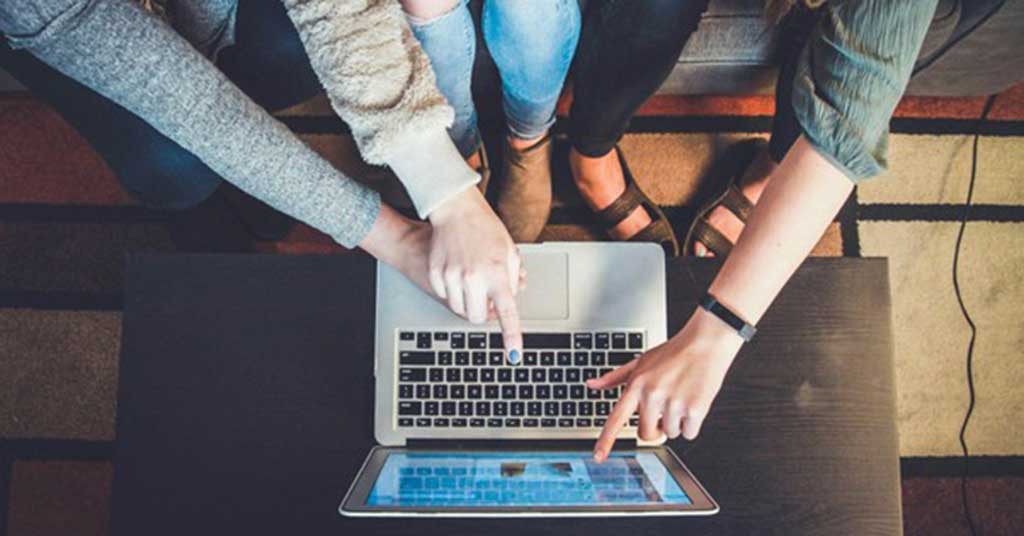To establish trust, a platform must maintain a solid reputation and hold a valid licence. Learn how independent reviews verify these signals
