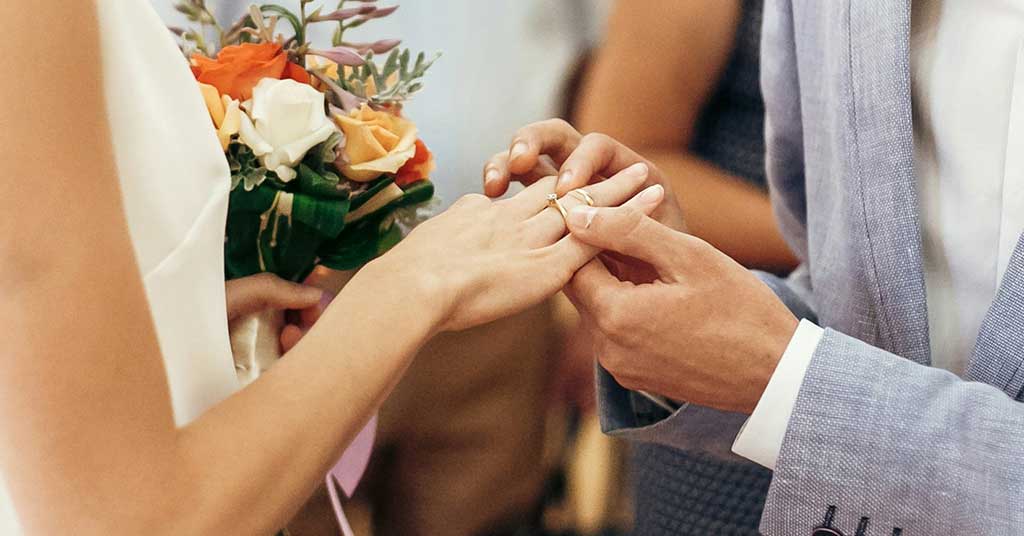 Shopping for a wedding band? Learn how to avoid hidden costs, select a silicone band for the gym, and plan ahead for custom designs