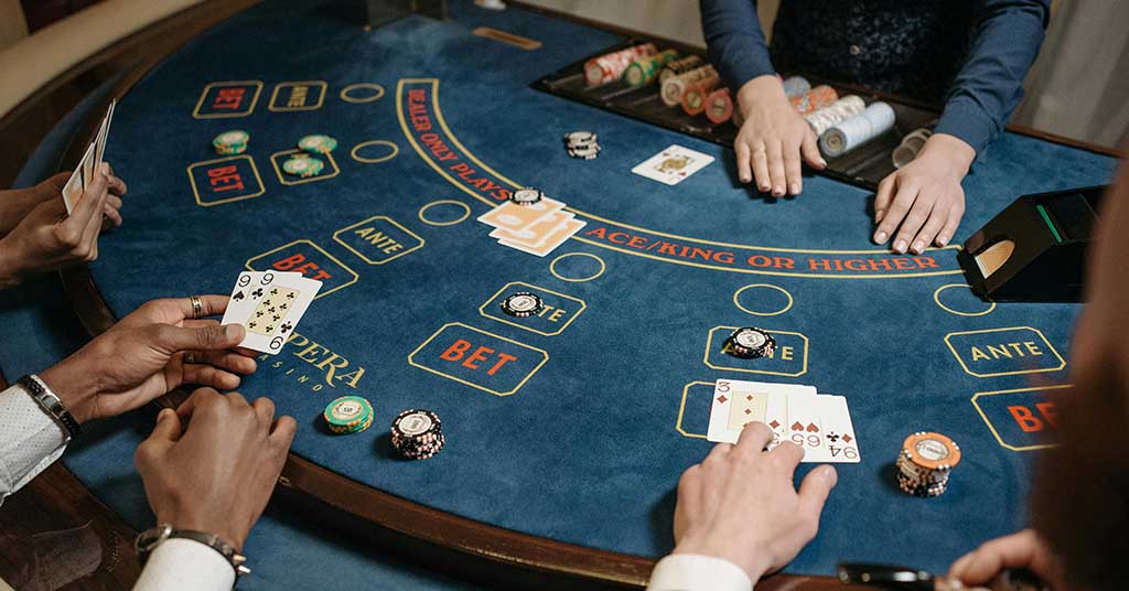 Gambling-casino • Troy Media Alberta is preparing for a new gambling market. Discover how its regulation differs from Ontario’s, focusing on responsible play and revenue