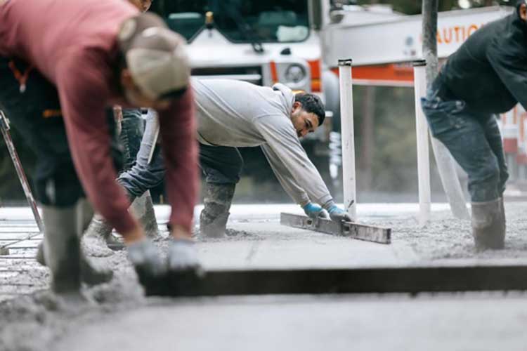 Knowing how to assess concrete contractors protects your investment. Learn the credentials, mix specifications, and warranty terms that signal real quality