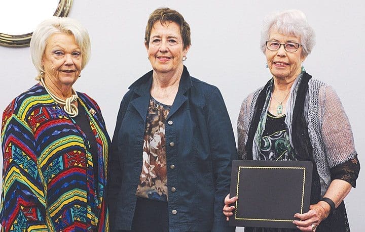 Addison family members receive heritage award