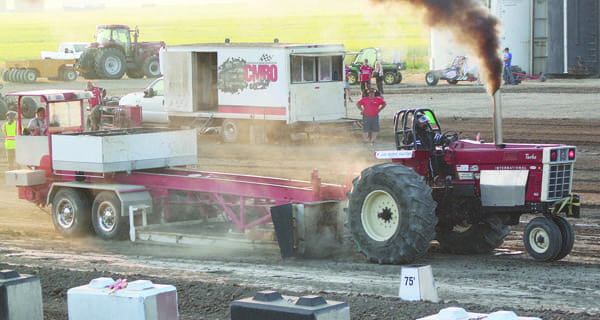 Dirt racers, tractor pull competitors ready to roar