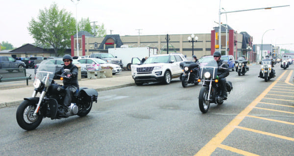 Bikers brave the cold for charity ride